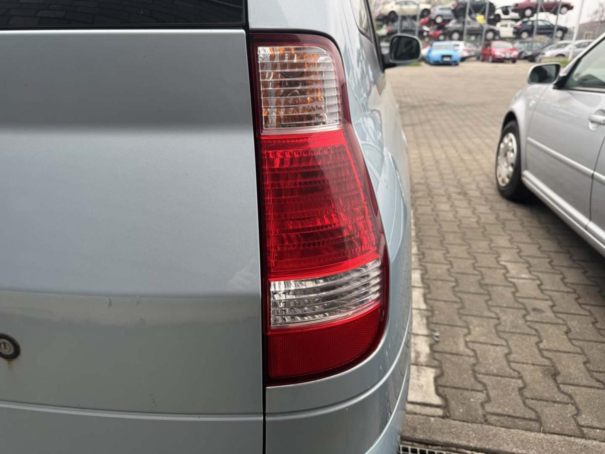 Hyundai Matrix original R&uuml;cklicht R&uuml;ckleuchte Schlussleuchte rechts Facelift Bj.2009